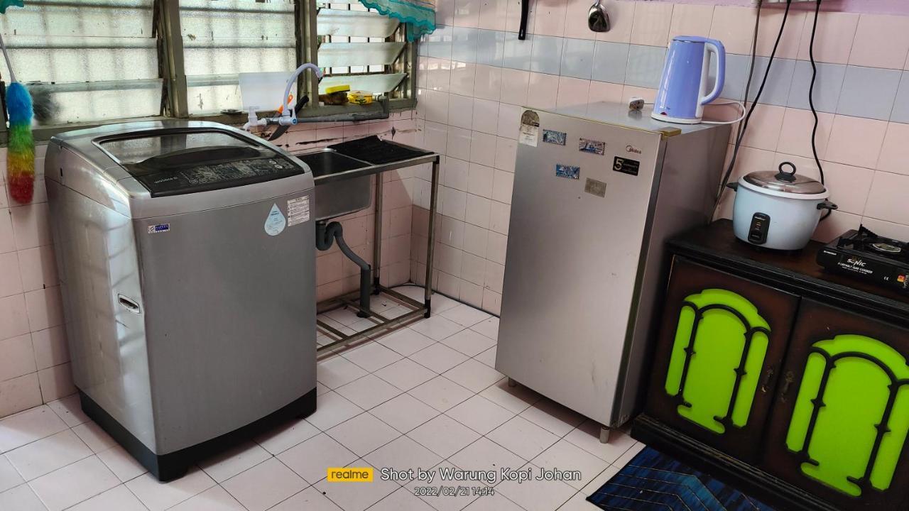 Homestay D' Tengah Bandar Kuala Rompin Zewnętrze zdjęcie